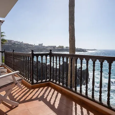 Ocean Front 3 Bedroom *